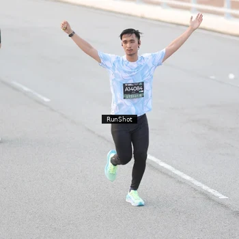 Runner Photo 6816581