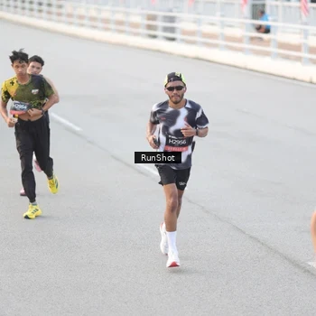 Runner Photo 6816634
