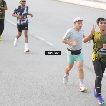 Runner Photo 6816641