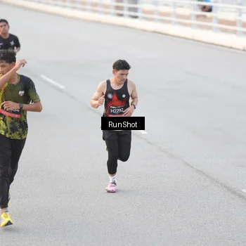 Runner Photo 6816649
