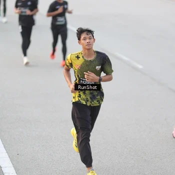 Runner Photo 6816663