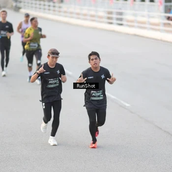 Runner Photo 6816670