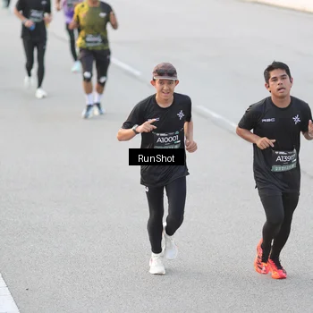 Runner Photo 6816680