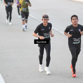 Runner Photo 6816681