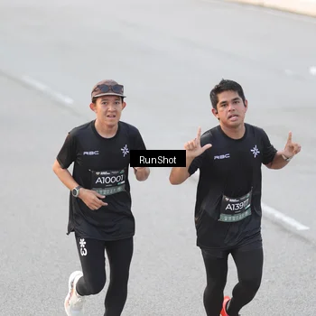 Runner Photo 6816688