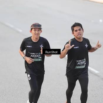 Runner Photo 6816689