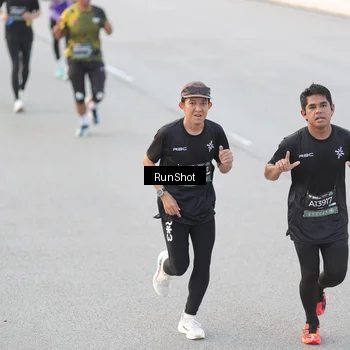 Runner Photo 6816690