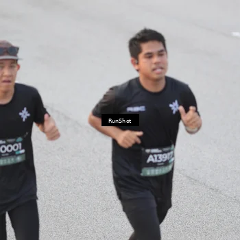 Runner Photo 6816700