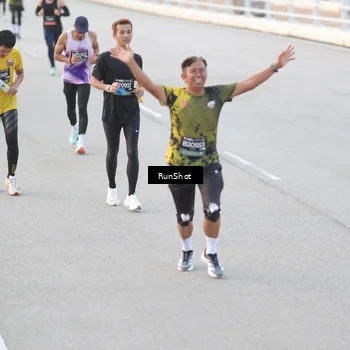 Runner Photo 6816704