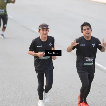 Runner Photo 6816705