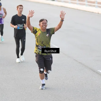 Runner Photo 6816710