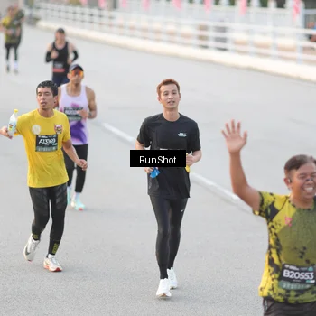 Runner Photo 6816725
