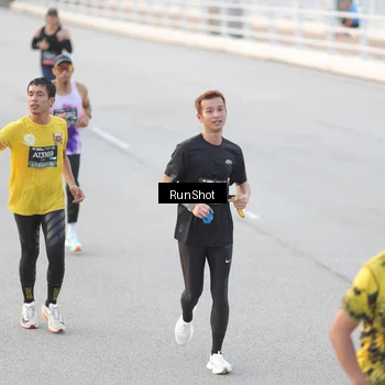 Runner Photo 6816726