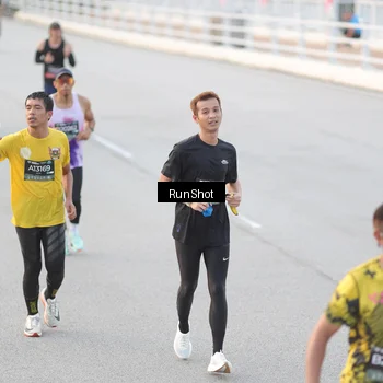 Runner Photo 6816731