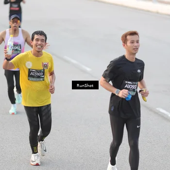 Runner Photo 6816742