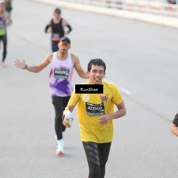 Runner Photo 6816745