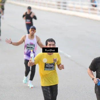 Runner Photo 6816748