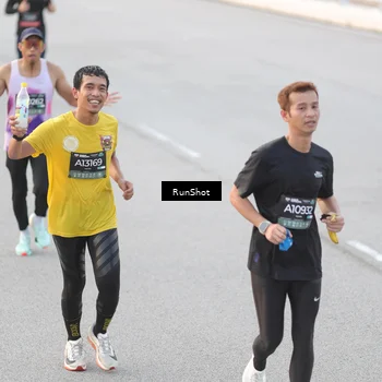 Runner Photo 6816750