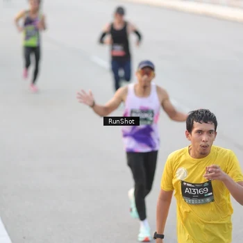 Runner Photo 6816754