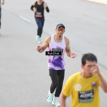 Runner Photo 6816760