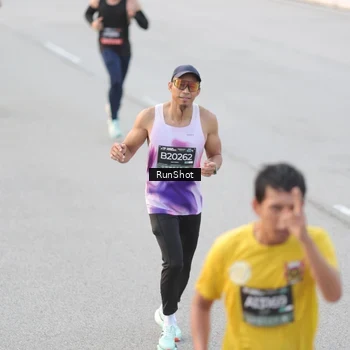 Runner Photo 6816761