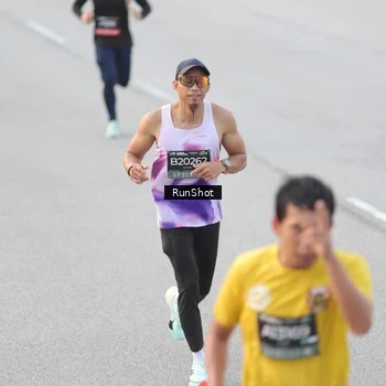 Runner Photo 6816763