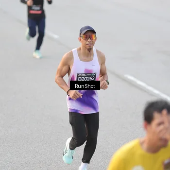 Runner Photo 6816768
