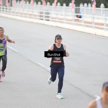 Runner Photo 6816774