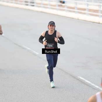 Runner Photo 6816777