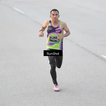 Runner Photo 6816799