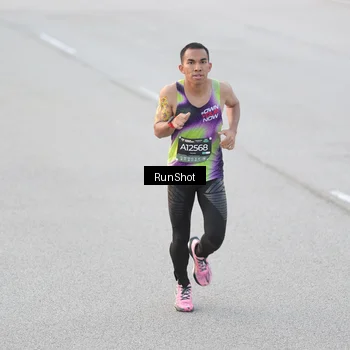 Runner Photo 6816800