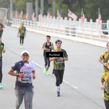 Runner Photo 6816822