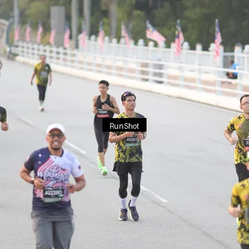 Runner Photo 6816824