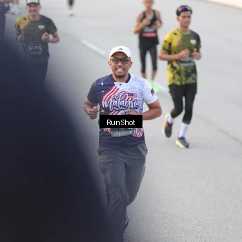 Runner Photo 6816835