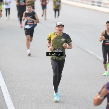 Runner Photo 6816850