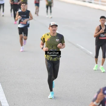 Runner Photo 6816852
