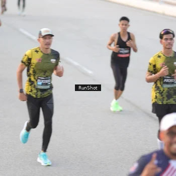 Runner Photo 6816856