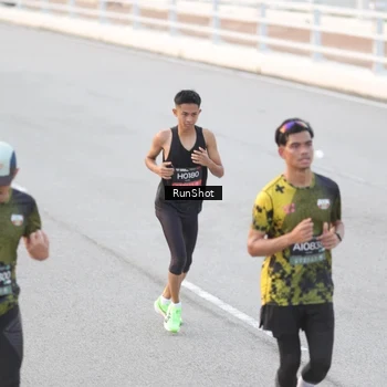 Runner Photo 6816866