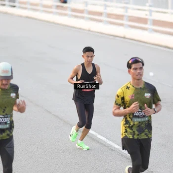Runner Photo 6816867