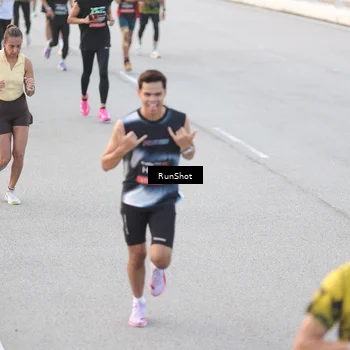 Runner Photo 6816877