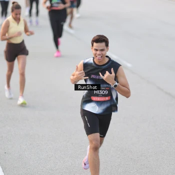 Runner Photo 6816886