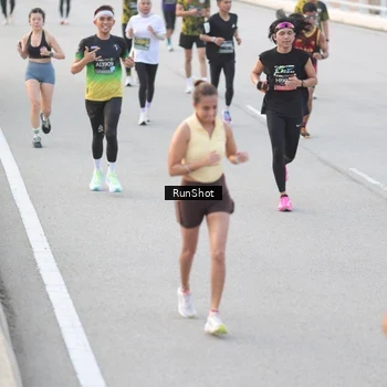 Runner Photo 6816890