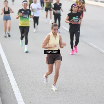 Runner Photo 6816892