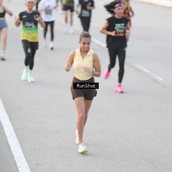 Runner Photo 6816894