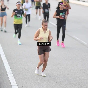 Runner Photo 6816895