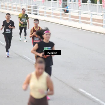 Runner Photo 6816902