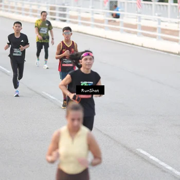 Runner Photo 6816907