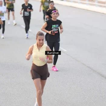 Runner Photo 6816917