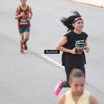 Runner Photo 6816921