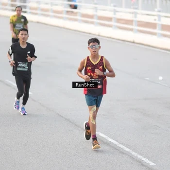 Runner Photo 6816929